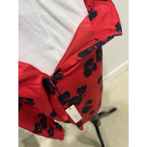 NWT Capulet Mini Wrap Skirt Red with Blue Flowers Size S - Picture 7 of 8